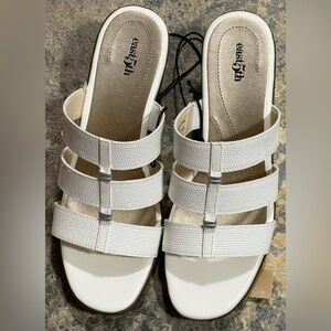 East 5th Womens 8.5M White Strappy Sandals